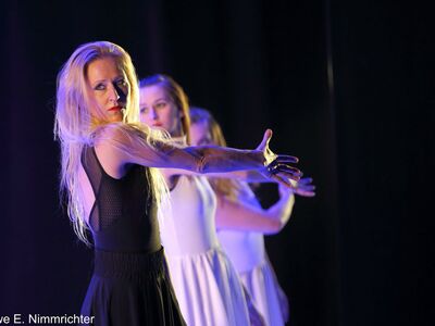 „Manucharitam to be“ | 2017 (Foto: Uwe E. Nimmrichter)