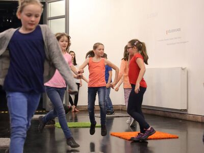 „Tanzland - Stadt“ Grassi Musuem Leipzig | 2016 (Foto: Uwe E. Nimmrichter)